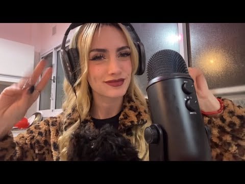 ASMR🎧⋆｡ SUSURROS Y TAPPING