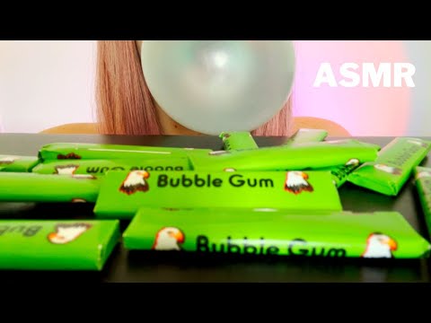 ASMR Chewing Bubble Gum, Blowing Bubbles & Popping 💚 *chewing sounds* (no talking)