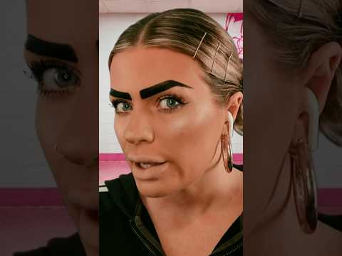 ASMR british chav girl positive affirmations🫶🏼🩷 #asmr #asmrroleplay