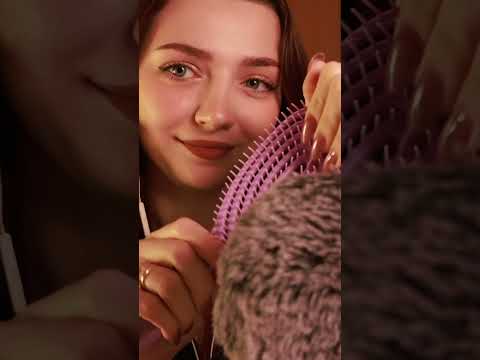 ASMR combing hair #asmr #asmrsounds #asmrrelax #asmrtingles #asmrsleep #relax #tingles #whispers