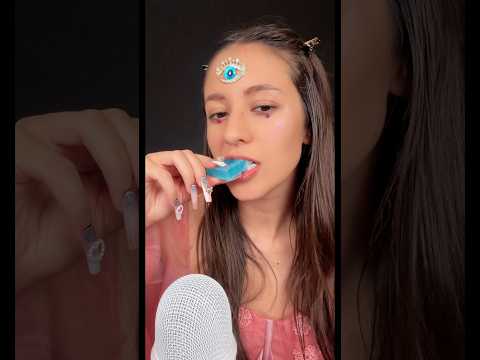 This Crystal Candy is crazy 🍭💎 #asmr #satisfying #asmreating