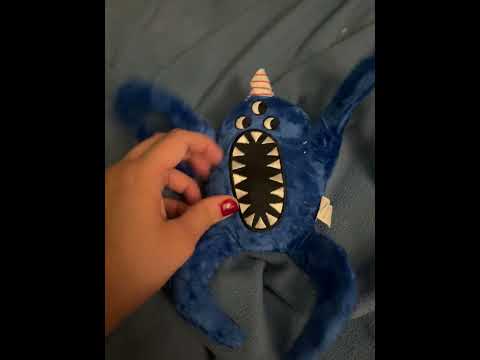 My New Stuffie - Fabric Scratching