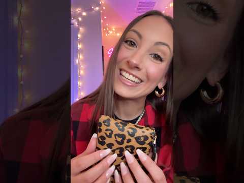 asmr what’s in my bag & sharing my current favorites!