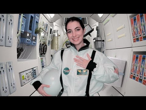 ASMR: ASTRONAUTA DA NASA CONSERTANDO FOGUETE