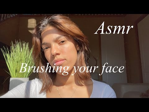 Ambers ASMR: ~ Brushing the camera sounds + visual triggers ~ (using built in mic of i phone) 🧡