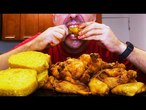 MAMBO CHICKEN WINGS + GARLIC BREAD TOAST * ASMR MUKBANG NO TALKING * | nomnomsammieboy