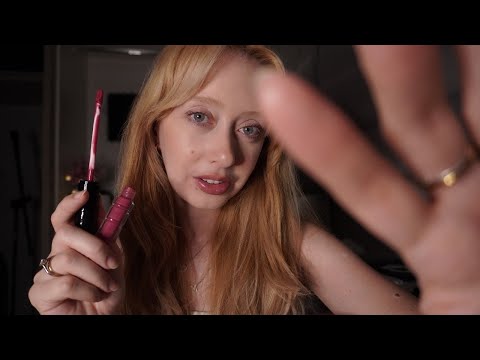 ASMR - TE MAQUIANDO SUAVEMENTE PARA UM SONO REPARADOR 