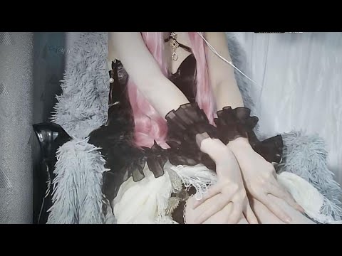 ASMR Roleplay | Cosplay Girlfriend 👂 Accent + Long Nails Scratching + Mouth Sounds (Insomnia Relief)