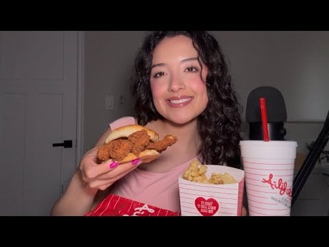 ASMR | Chick-fil-A spicy sandwich and fries 