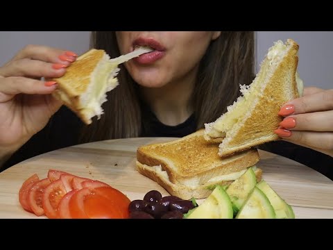 ASMR BREAKFAST CHEESY TOAST / TOMATOES / OLIVES / AVOCADO / no talking / CREMA ASMR #asmr #mukbang