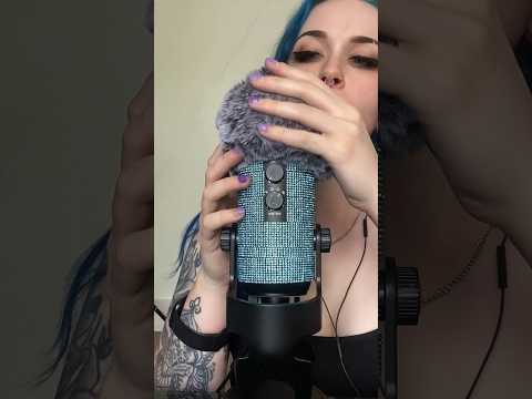 sounds like waves 🌊 #asmr #micbrushing #blowing #brushing #asmrrelaxation