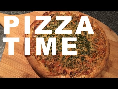 Eating 3lb Deep Dish Pizza and Beating Final Fantasy XV