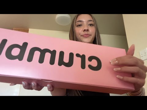 asmr crumbl cookie tasting 😋💗 (soft spoken, lofi, box tapping)