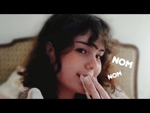 ASMR Old School Ear Eating, Licking, Chewing | Deep Mouth Sounds 👄👂🏻💞