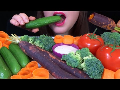 HEALTHY EATING ASMR Raw Veggie Platter - EXTREMELY SATISFYING Crunchy Sounds!
