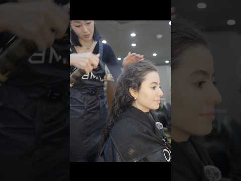 She works with celebrities like Megan #asmr#hair#hairstyle#braids#tokyo