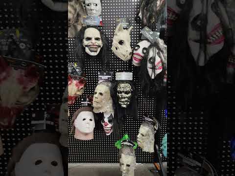 😱I can't belive !!! Halloween last time !!! #spirithalloween #foxboro #halloween #horrormascaras