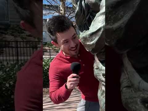 Public ASMR with STATUES 🗽