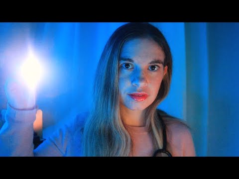 RP ASMR - Nettoyage doux des oreilles :) Médecin des ORL