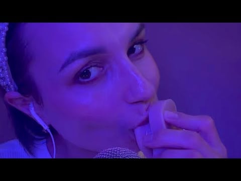 Ear / Orejita ASMR - Mouth Sounds ASMR 