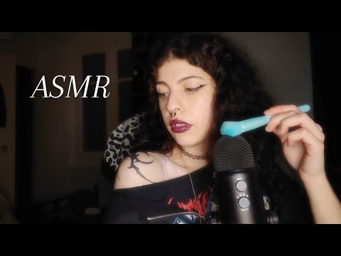 ASMR FAST AND AGGRESSIVE TRIGGERS with mouth sounds 