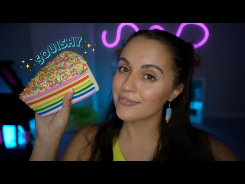 ASMR cake squishy, tapping, scratching and squishing 🍰 (super satisfying)