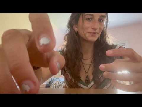 Lofi ASMR – Setting and Breaking the Pattern –  (fast and slow hand motions)