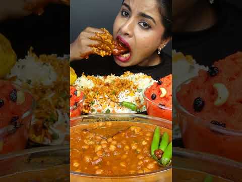 ASMR Eating Spicy Poori,Paneer Butter Masala,Chole Bhature Indian Street Food ASMR Eating Mukbang