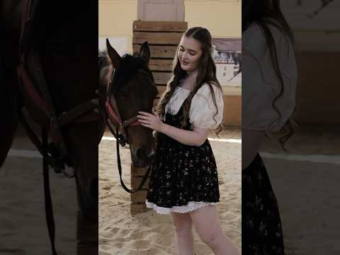 Посмотреть фотки с фотосессии можно в тг канале «Царство Хомячков»💖#асмр #asmr