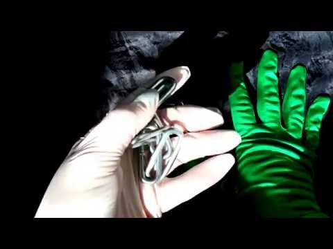 L♥O♥V♥E  chain  LATEX 💚 SILK GLOVES  [[ASMR]]