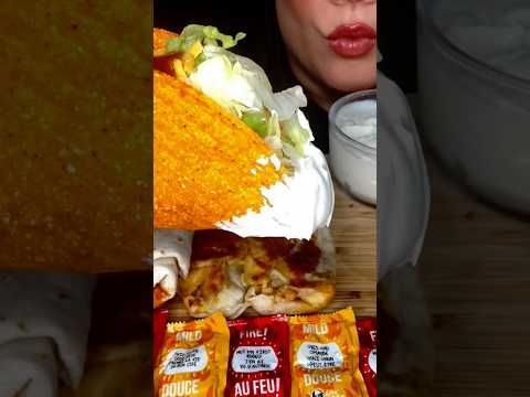 NACHO CHEESE TACOS #asmr #tacobell #satisfying #mukbang
