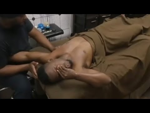 Violinist's Massage (Part 4 of 4) Best seen in a VR Headset