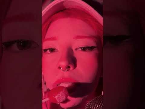 #asmr #lollipop #mouthsounds #egirl