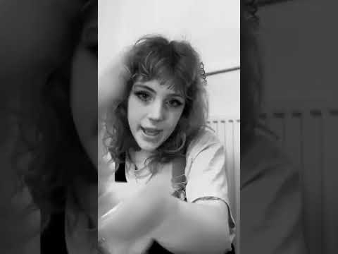 💤ASMR: WHISPERING HELLO IN YOUR LANGUAGE! With kisses, ring sounds and hand movements!💍💤