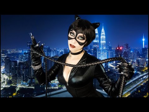 ASMR | CATWOMAN saves you | Kisses | You are batman