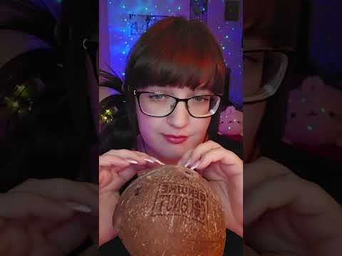 Jeden Tag ASMR ✨#coconut #tapping  #asmrtingles  #asmrvideo #asmrgently #relaxing #germanasmr