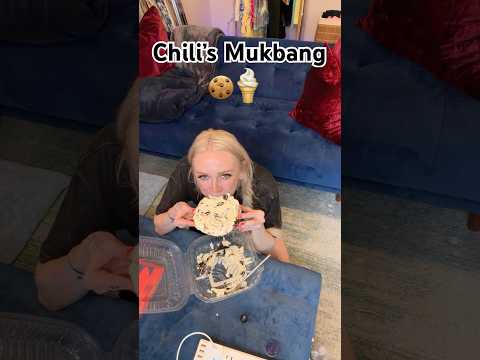 Live highlight- Chili’s Mukbang ￼🍪🍦