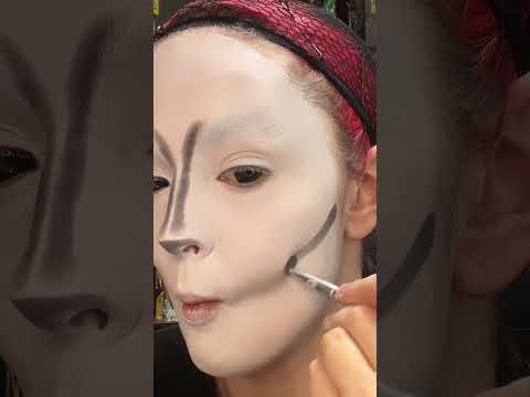 How I do my goth makeup #goth #gothmakeup #gothic