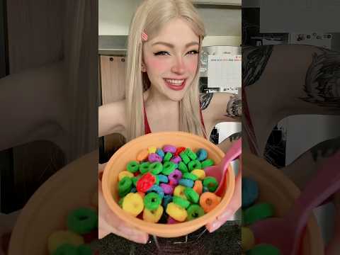 Esto NO es Cereal 😂😱 BROMA a mi Novia!!