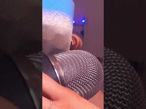 ASMR Mic Scratching with a Sponge #asmr #asmrsleep #notalkingasmr #shorts  #micscratching