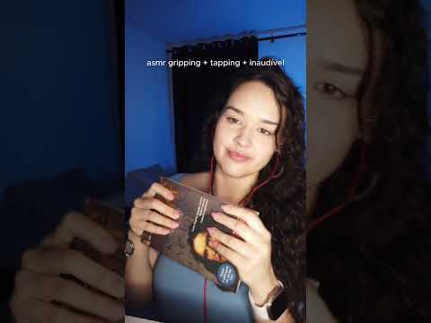 ASMR em livros 📚 #tapping #gripping #inaudível #bookasmr