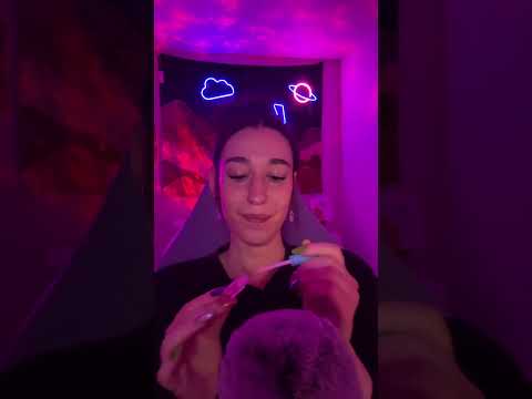 gotta make sure my bff is crayon’d gloss’d roll’d and brush’d 🙂‍↕️👍🏻  #asmr #tingles #relax
