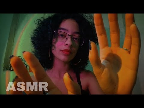ASMR | MOVIMENTOS COM AS MÃOS E MÚSICA CALMA PARA DORMIR (sem fala)
