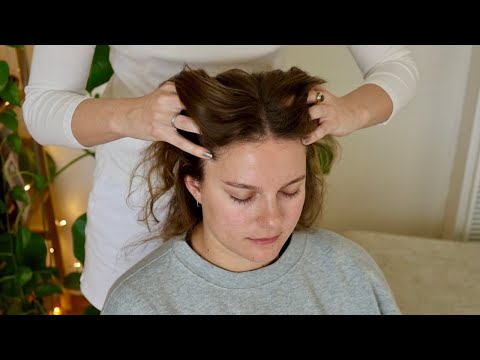 ASMR | Head Massage & Scalp Scratches 💆‍♀️ *hands only* (Whisper, Real Person ASMR)