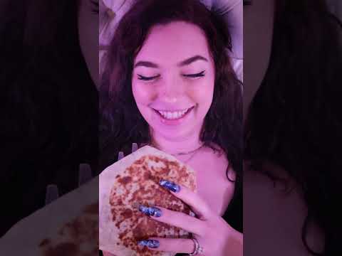 ASMR on a crunch wrap #tacobell #crunchwrap #eating #asmreating