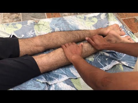 ASMR Amazing and Relaxing Foot,Thigh & Leg Massage 💈🦵🦶| Lahori Barber |