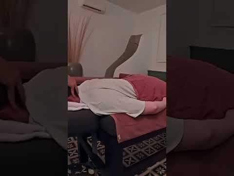 Intenso masaje relajante en Camboya, en la ciudad de Siem Reap #massage #relax #relaxing #short
