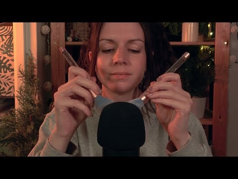 Classic ASMR Mic Brushing, Minimal Talking