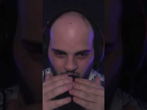 60 Sec ASMR : Kiss Sounds