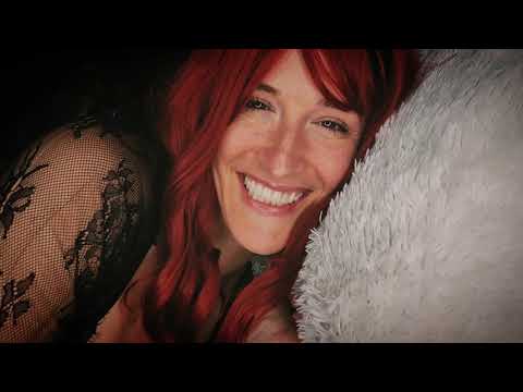 ASMR | Kisses and Giggles (no talking)